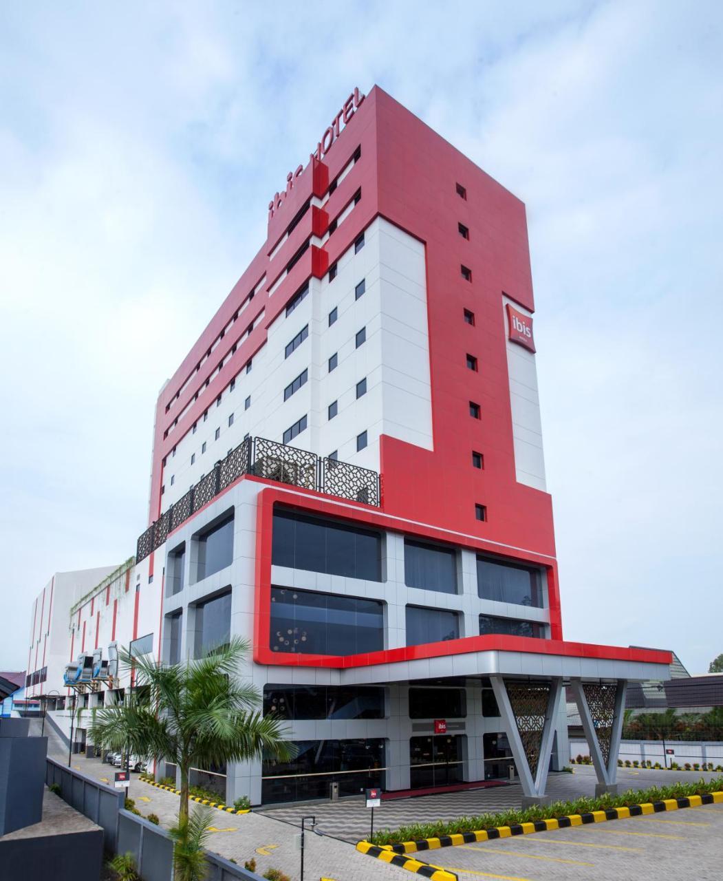 Ibis Pontianak City Center Luaran gambar
